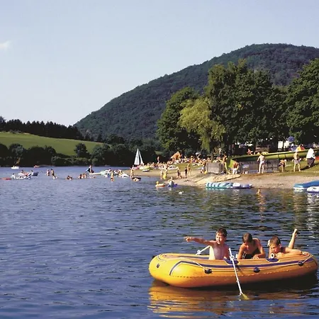 'kahle Poen' Mit Meinecardplus, Wintergarten Und Eingezaeuntem Garten *