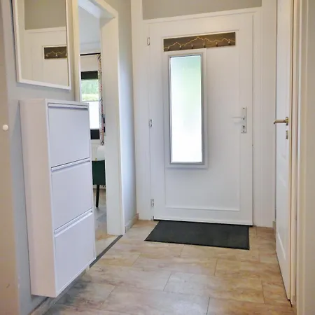 'kahle Poen' Mit Meinecardplus, Wintergarten Und Eingezaeuntem Garten * Віллінген