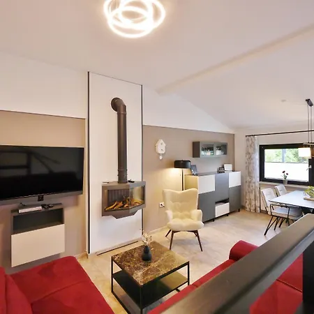 Casa vacanze 'kahle Poen' Mit Meinecardplus, Wintergarten Und Eingezaeuntem Garten Willingen (Upland)