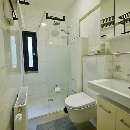 'kahle Poen' Mit Wintergarten & Meinecardplus * Willingen (Upland)