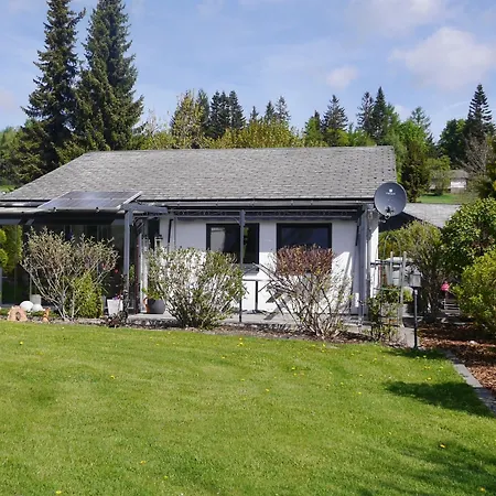 'kahle Poen' Mit Meinecardplus, Wintergarten Und Eingezaeuntem Garten * Willingen (Upland)