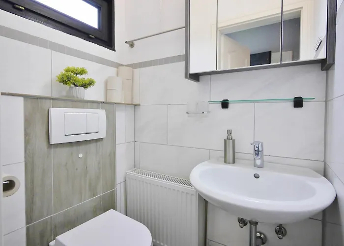 Semesterbostad 'kahle Poen' Mit Meinecardplus, Wintergarten Und Eingezaeuntem Garten Willingen (Upland)